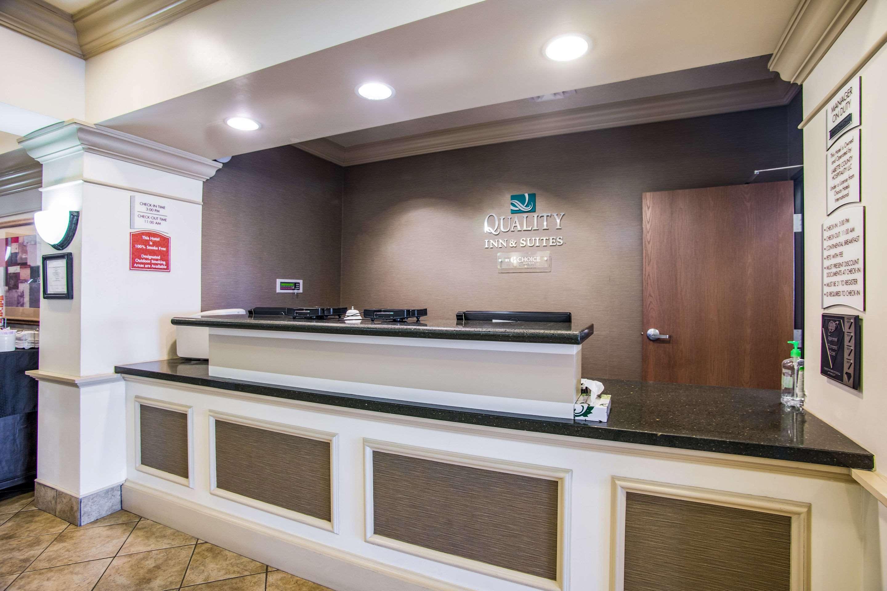 Quality Inn Parsons North Eksteriør billede