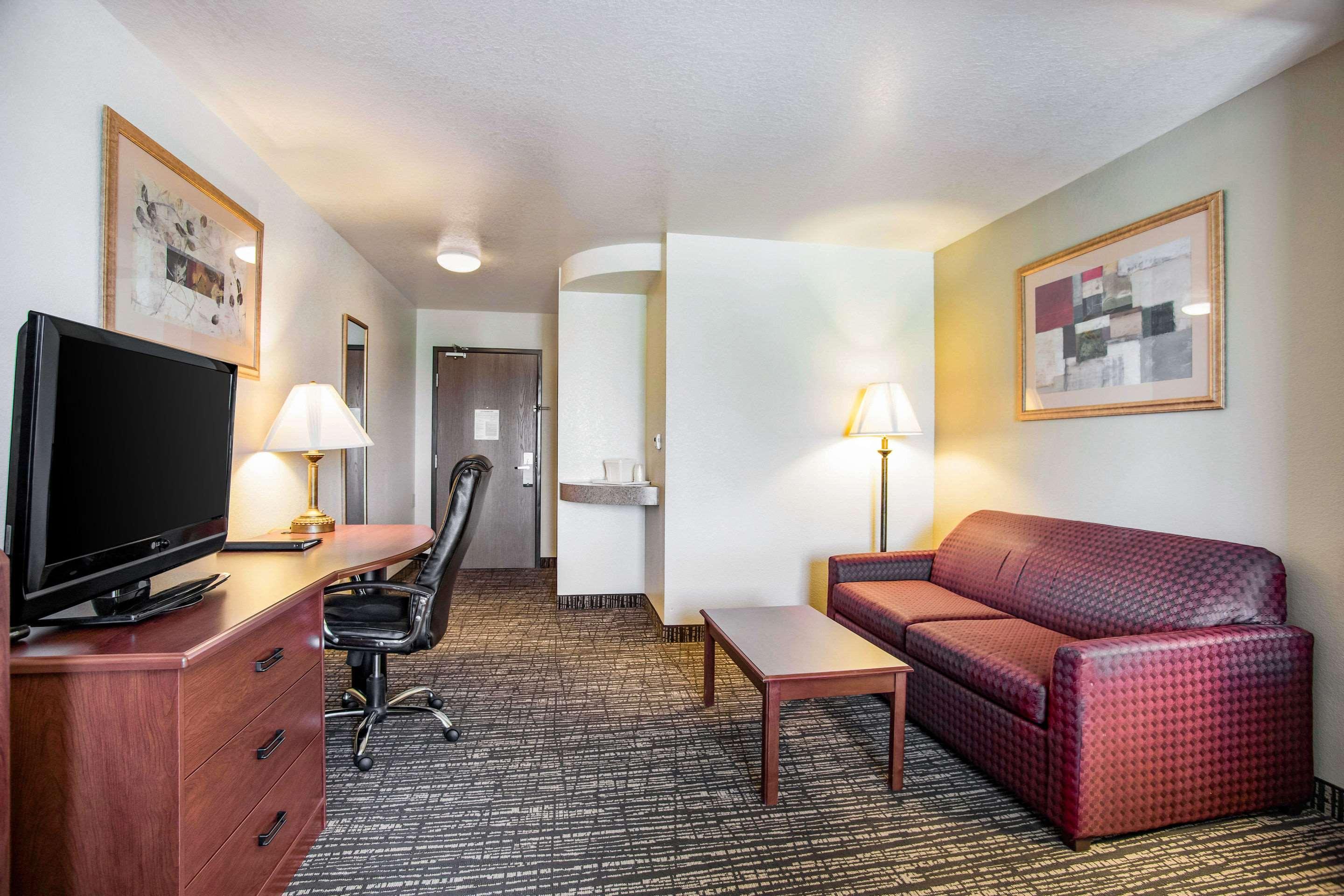 Quality Inn Parsons North Eksteriør billede